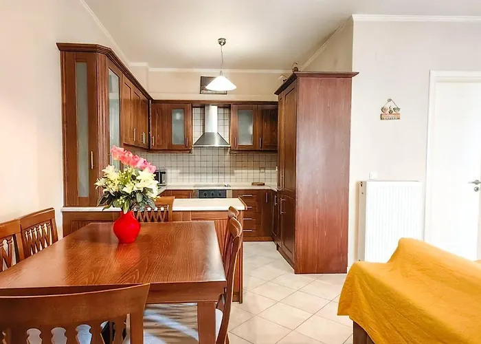 Apartment Family House *
